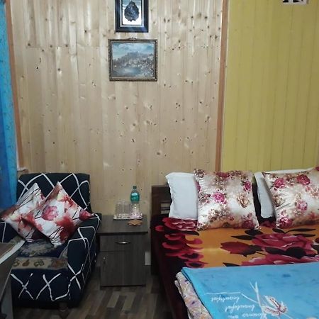 Smriya Homestay Darjeeling  Buitenkant foto